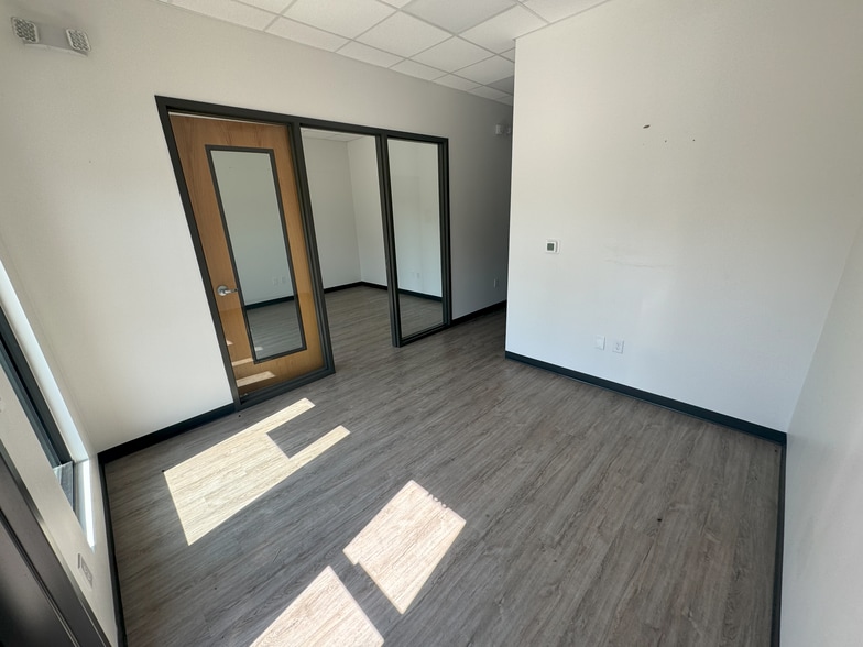 More Photos Of 2261 Gattis School Rd, Round Rock Medical For Lease