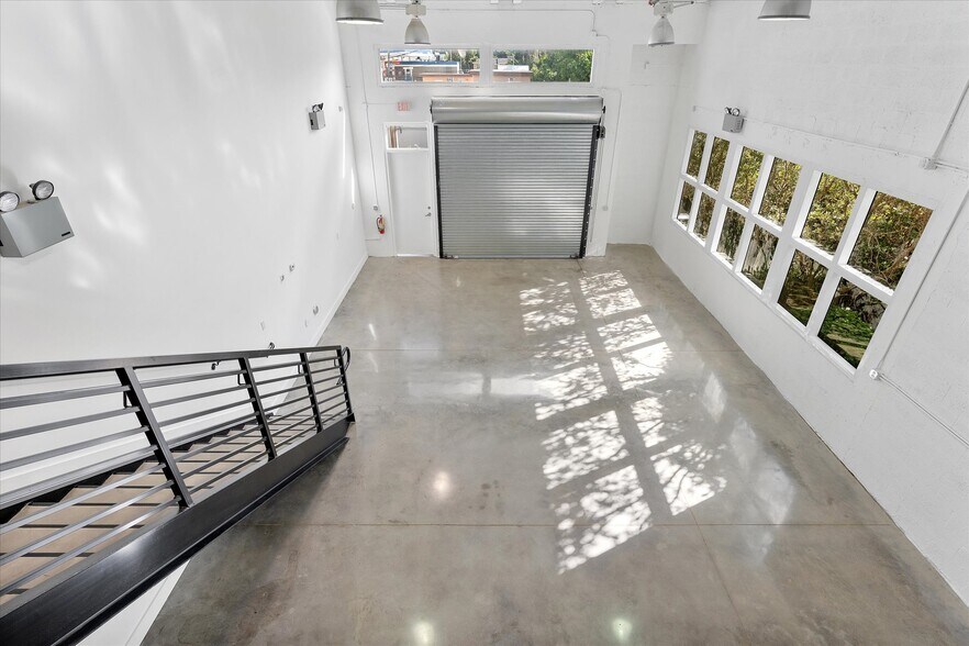 More Photos Of 64 NW 54th St, Miami Loft Creative Space For Sale