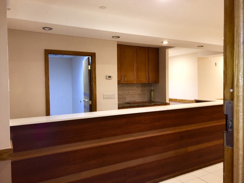 More Photos Of 1314 Rockaway Pkwy, Brooklyn Medical For Sale