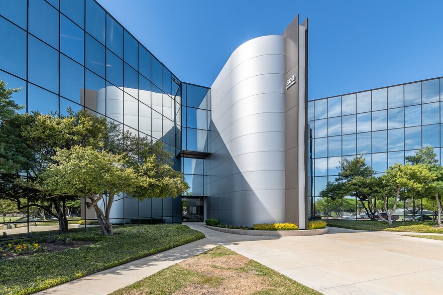 More Photos Of 800 E Campbell Rd, Richardson Office For Lease