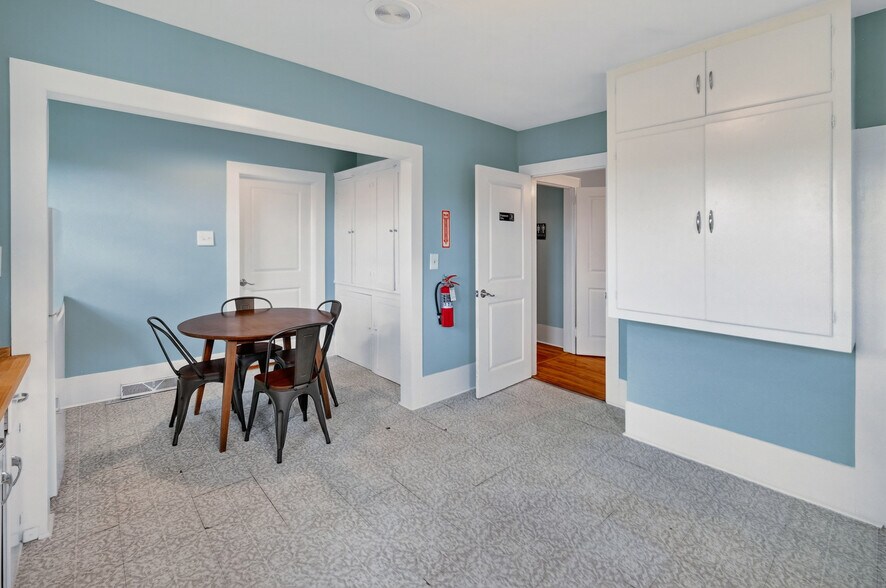 More Photos Of 402 W Main St, Williamston Medical For Sale