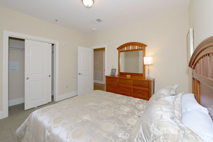 More Photos Of 12 Eagle St, Providence Apartments For Lease