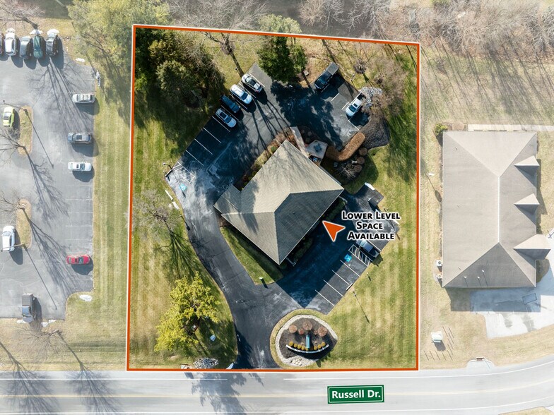 More Photos Of 918 Russell Dr, Lebanon Office For Lease