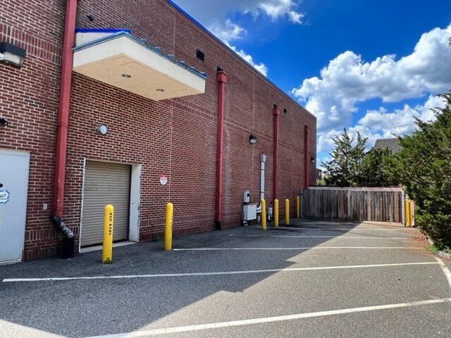 More Photos Of 78 Church St, Flemington General Retail For Sale