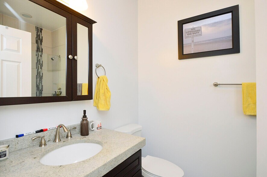 More Photos Of 1501 W Superior St, Chicago Apartments For Sale