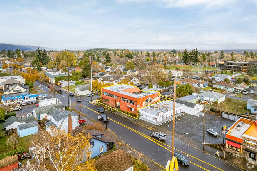 More Photos Of 7025 N Lombard St, Portland Storefront Retail Office For Lease