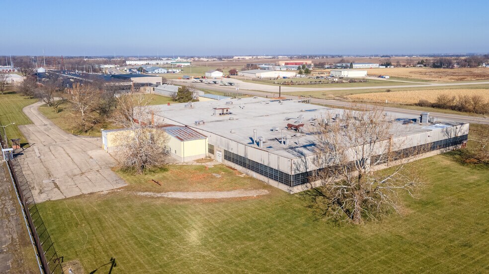 More Photos Of 1900 Pleasant St, Dekalb Manufacturing For Lease