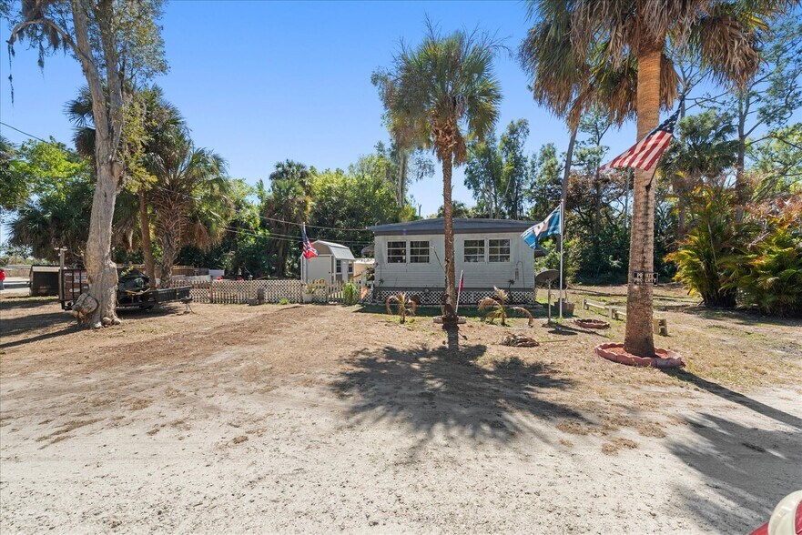 More Photos Of 380 San Jose St, North Fort Myers Manufactured Housing Mobile Home Park For Sale