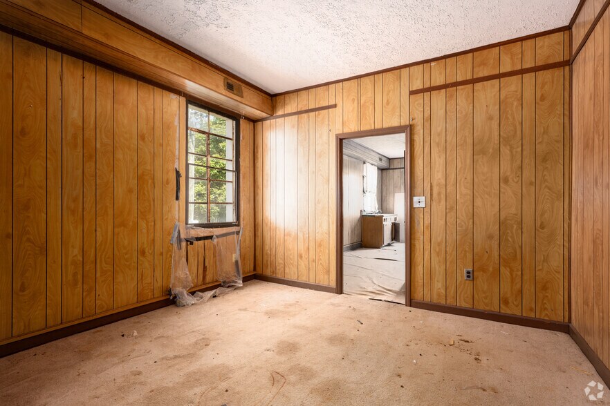 More Photos Of 9597 US Highway 29 Business, Ruffin Storefront Retail Residential For Sale