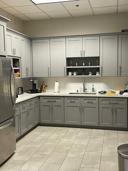 More Photos Of 11672 E Shea Blvd, Scottsdale Medical For Lease