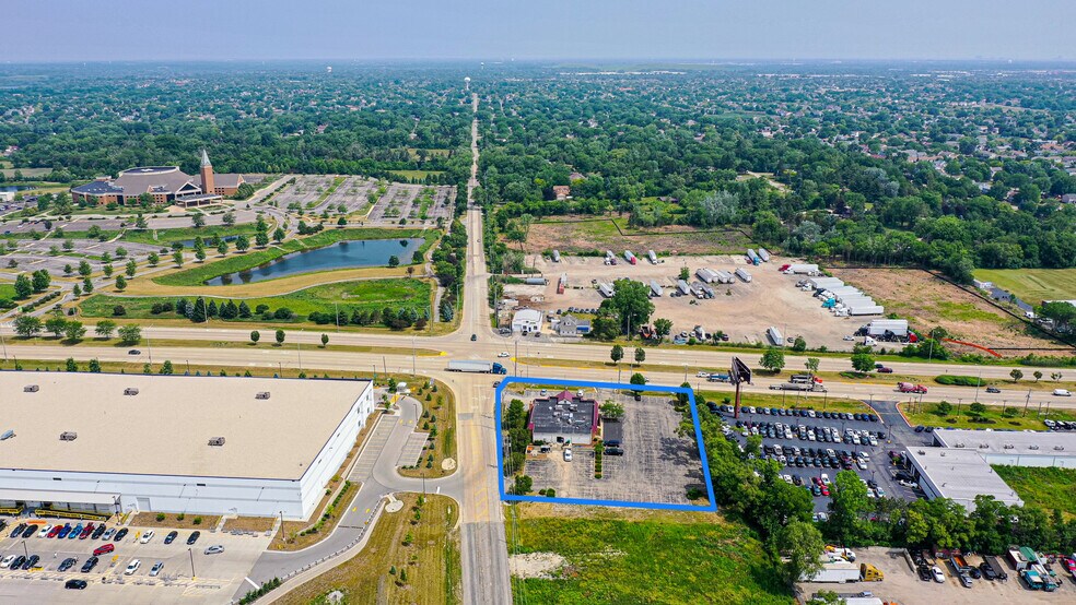 More Photos Of 27W371 North Ave, West Chicago Restaurant For Sale