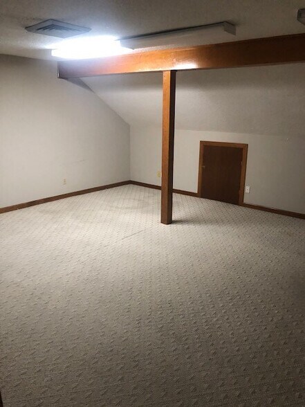 More Photos Of 3370 NE Capital Cir, Tallahassee Office For Lease