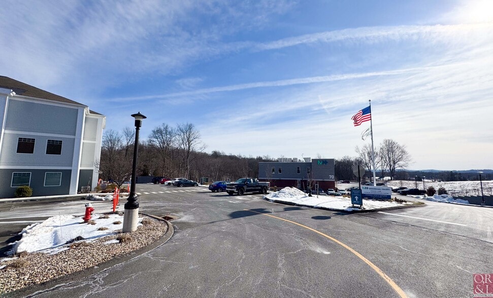 More Photos Of 80 Shunpike Rd, Cromwell Medical For Lease