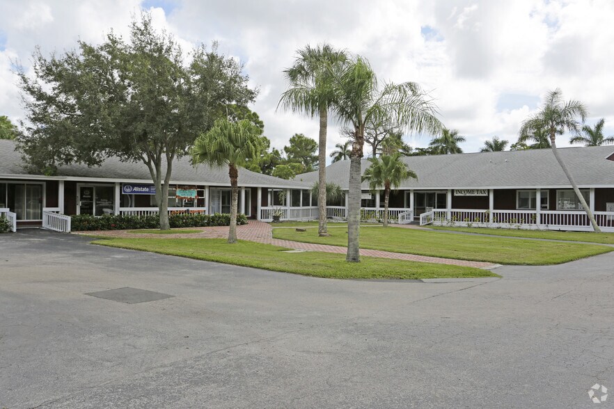 More Photos Of 16681 Mcgregor Blvd, Fort Myers Unknown For Lease