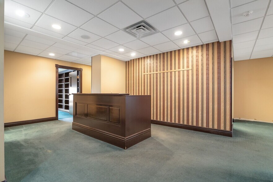 More Photos Of 19 Dove St, Albany Office For Sale