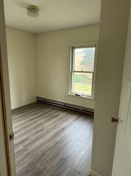 More Photos Of 74 William St, South Glens Falls Specialty For Sale