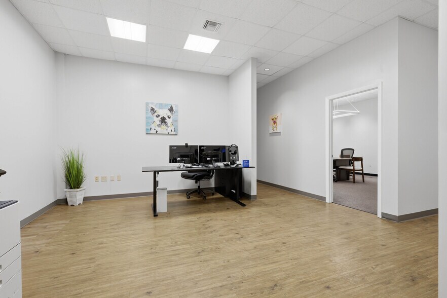 More Photos Of 731-745 Shotgun Rd, Sunrise Light Manufacturing For Sale