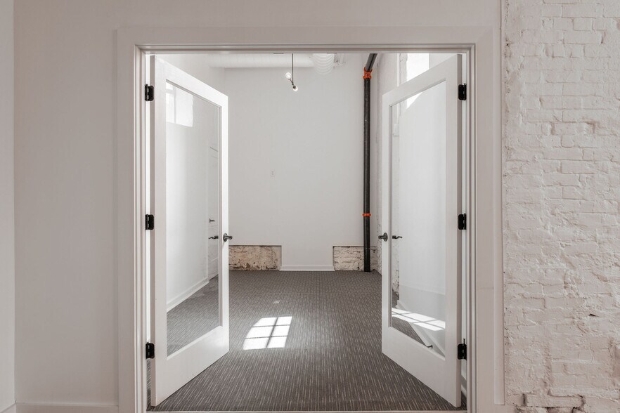 More Photos Of 31 Innovation Aly, Covington Loft Creative Space For Lease