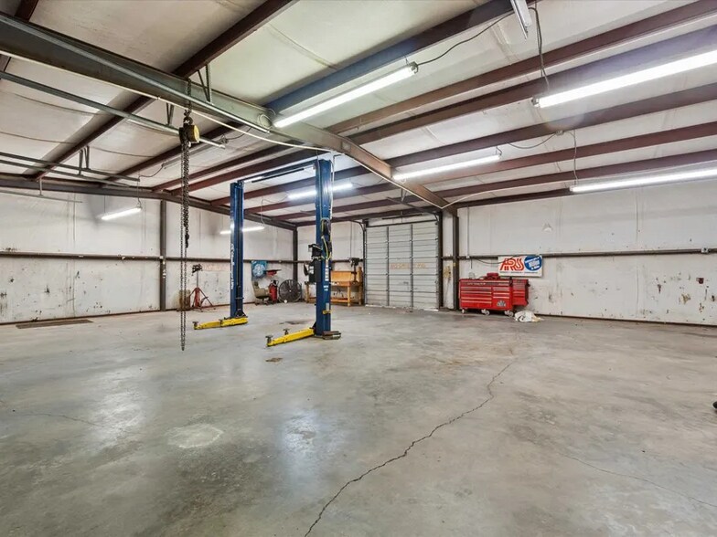 More Photos Of 420 E Scott St, Gilmer Industrial For Sale