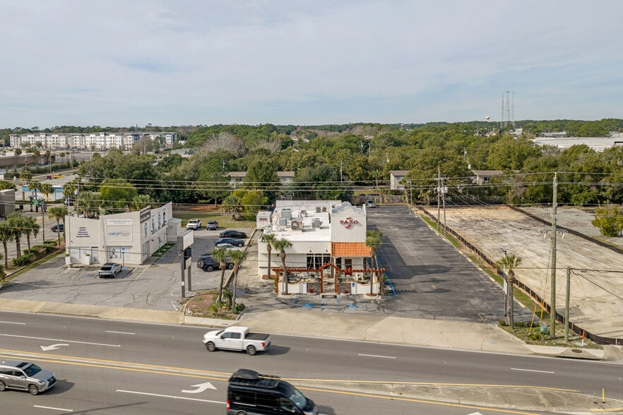More Photos Of 480 Mary Esther Blvd NW, Fort Walton Beach Restaurant For Sale