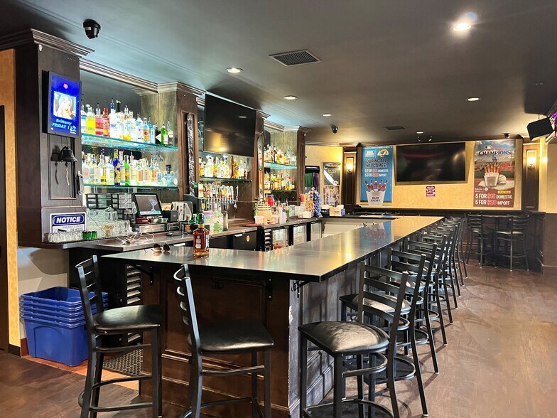 More Photos Of 12414 Carson St, Hawaiian Gardens Bar For Sale