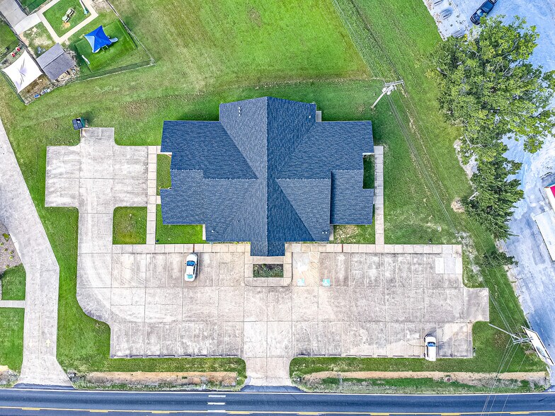 More Photos Of 1821 E Main St, Mountain View Office For Sale