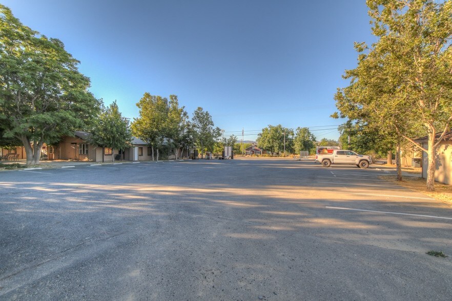 More Photos Of 56460 US Highway 371, Anza Office For Sale