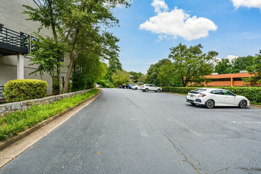 More Photos Of 1820 The Exchange SE, Atlanta Office For Sale