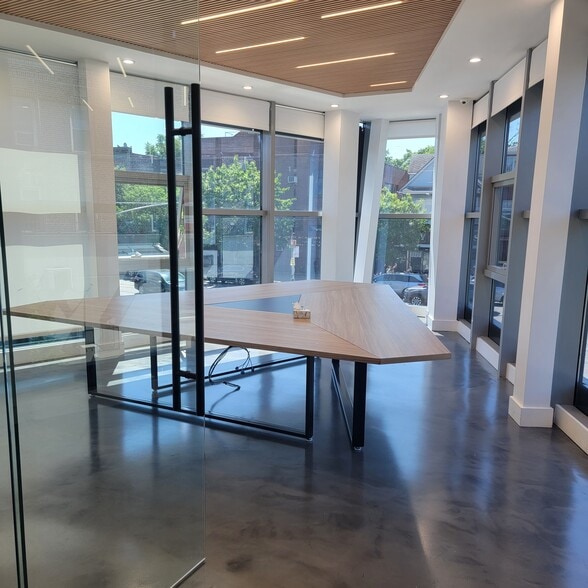 More Photos Of 678 Dahill Rd, Brooklyn Storefront Retail Residential For Lease