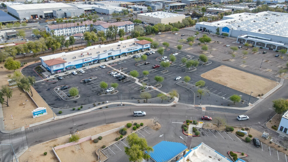 More Photos Of 1903 S Country Club Dr, Mesa Freestanding For Lease
