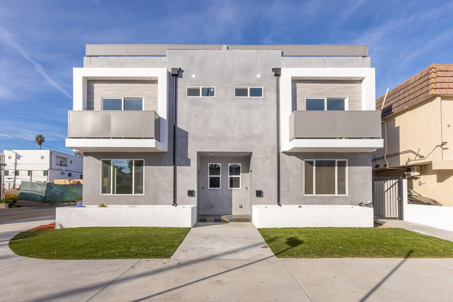 More Photos Of 10857 Morrison St, North Hollywood Apartments For Sale
