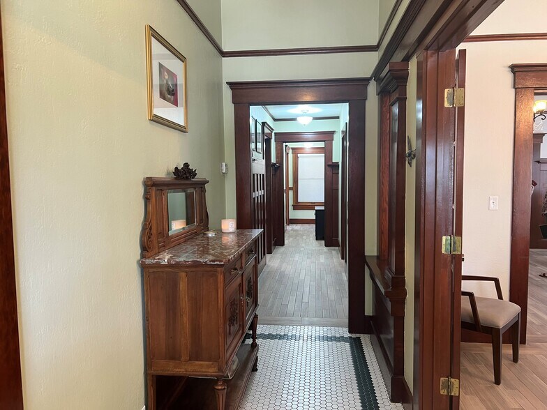 More Photos Of 753 Jefferson St, Napa Office For Sale