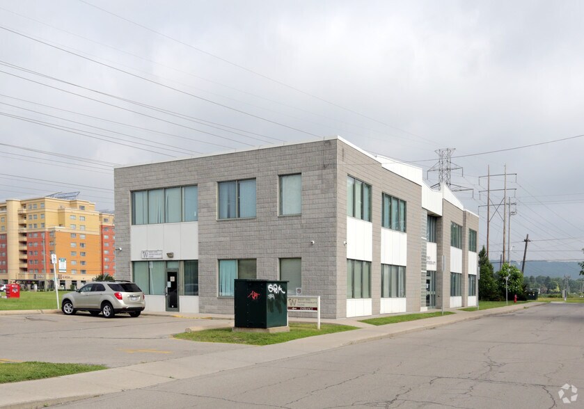 More Photos Of 10 Ewen Rd, Hamilton Medical For Lease