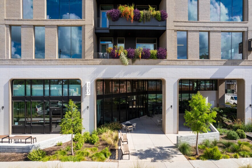 More Photos Of 1600 E 4th St, Austin Office For Lease