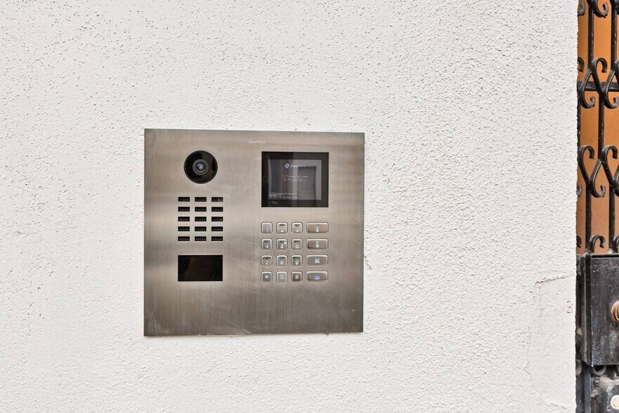 More Photos Of 1454 S Van Ness Ave, San Francisco Apartments For Sale