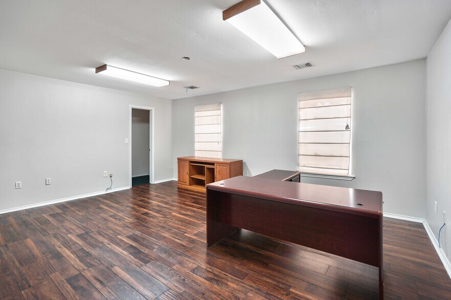 More Photos Of 13301 & 13309 Reeveston Road, Houston Land For Sale