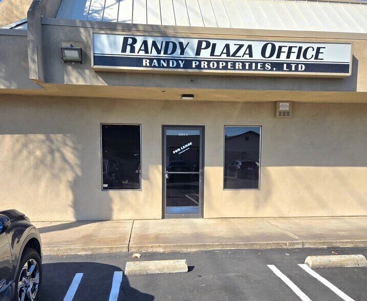 Primary Photo Of 3504 Oakdale Rd, Modesto Office For Lease