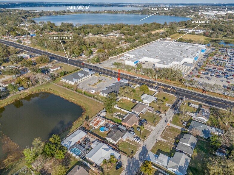 More Photos Of 295 Berkley Rd, Auburndale Freestanding For Lease
