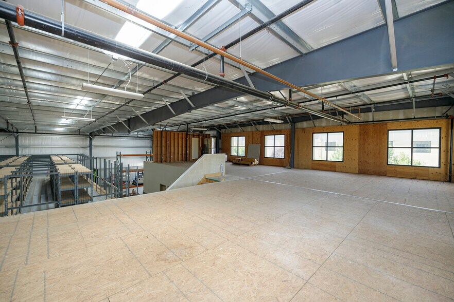 More Photos Of 3260 Liberty Square Pky, Turlock Warehouse For Sale