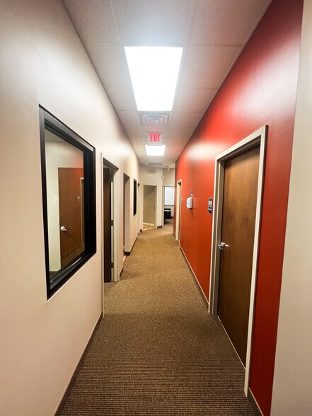 More Photos Of 1196 Pleasant Ridge Rd, Greensboro Research And Development For Lease
