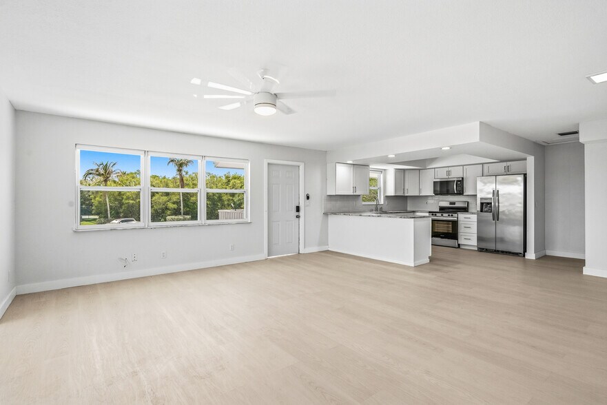 More Photos Of 741 Hernando St, Fort Pierce Multifamily For Sale