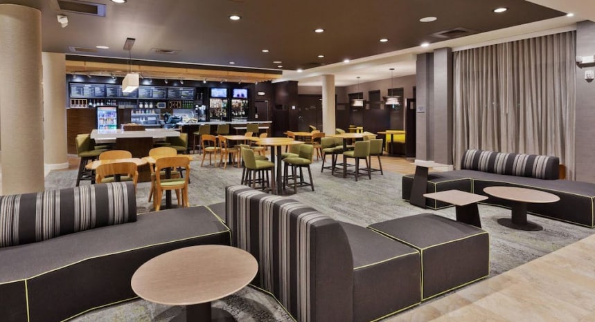 More Photos Of 200 S Superior St, Albion Hotel For Sale