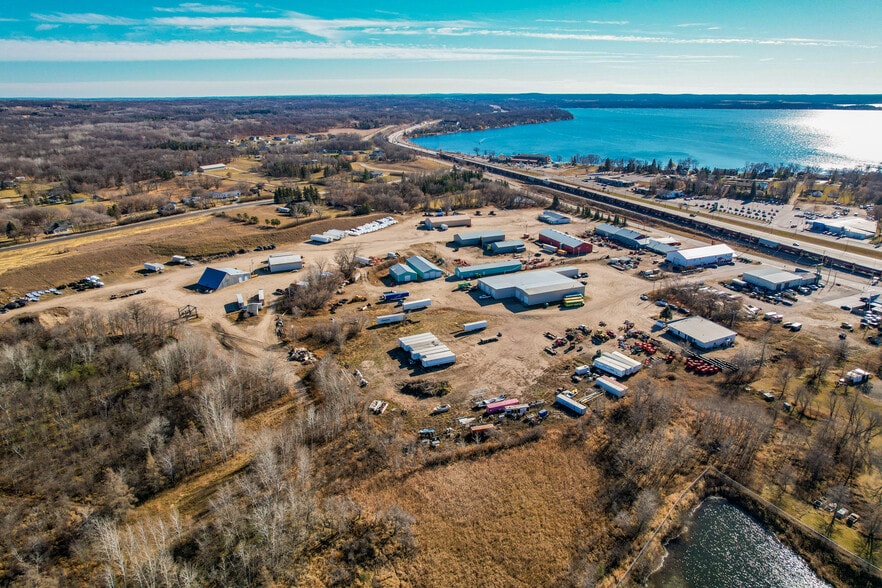 More Photos Of 1240 Randolph rd, Detroit Lakes Warehouse For Sale