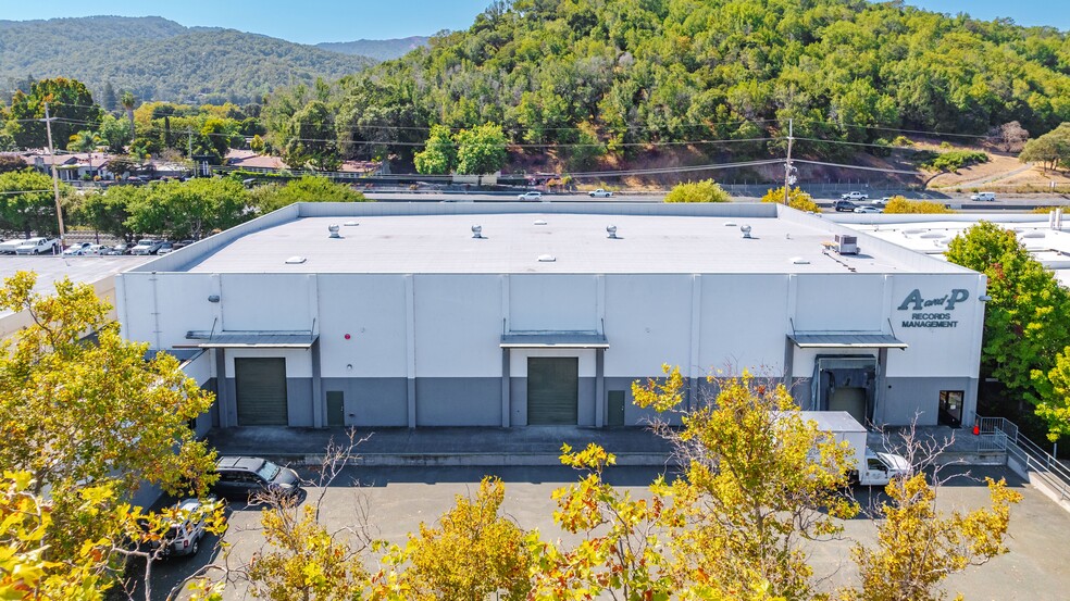 Primary Photo Of 77 Hamilton Dr, Novato Warehouse For Lease