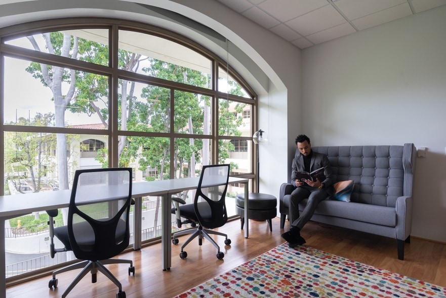 4500 Park Granada, Calabasas, CA 91302 Coworking Space