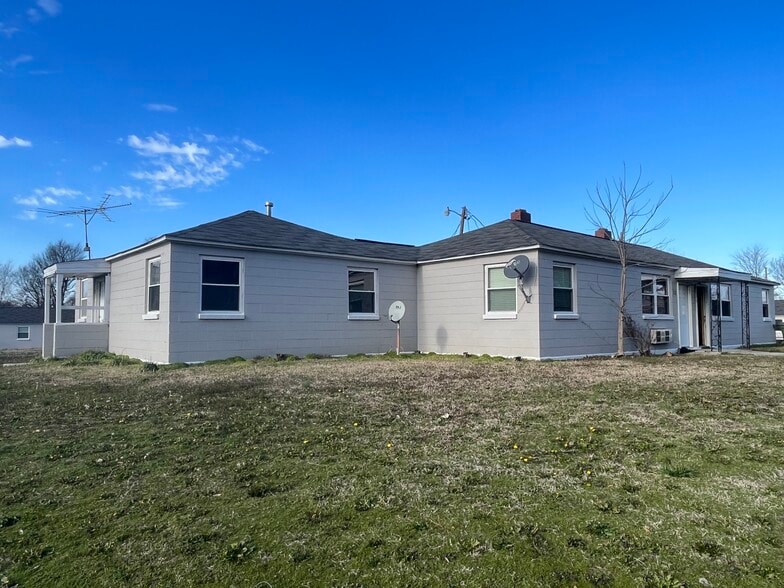 More Photos Of 113 Mill St, Chester Apartments For Sale