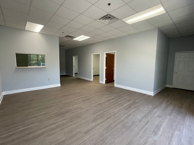More Photos Of 1403 E Greenville St, Anderson Medical For Lease
