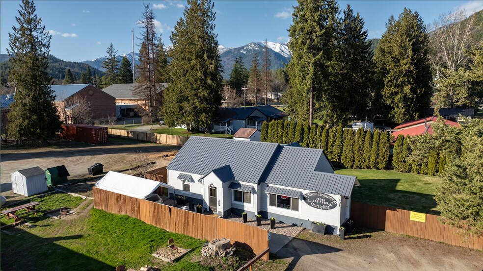 Primary Photo Of 401 N Stephen St, Clark Fork Storefront Retail Residential For Sale