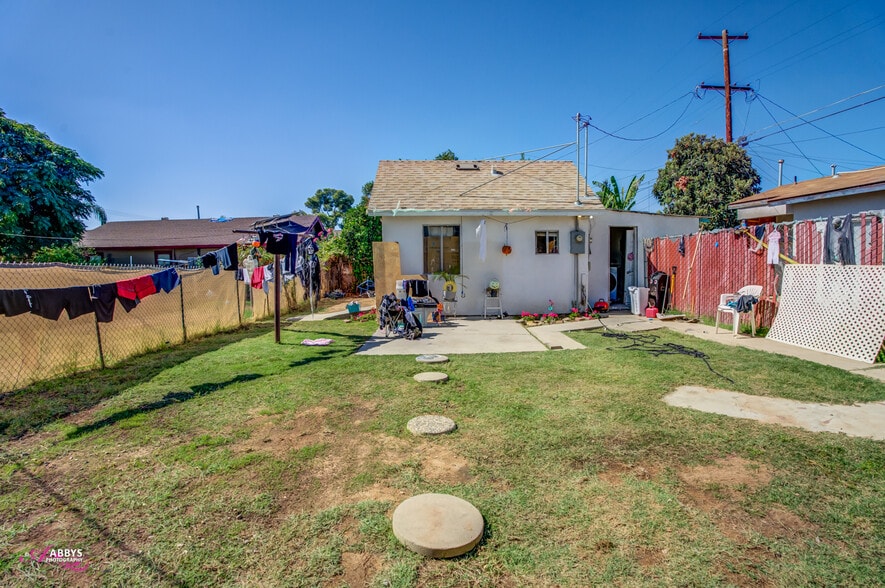 More Photos Of 2740 Center St, Bakersfield Multifamily For Sale