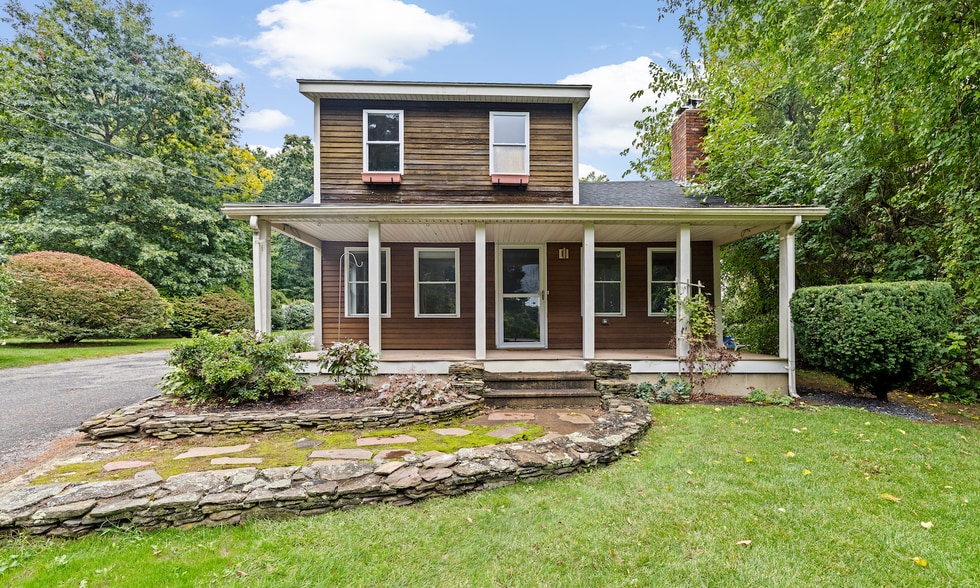 More Photos Of 72 Precinct St, Lakeville Flex For Sale